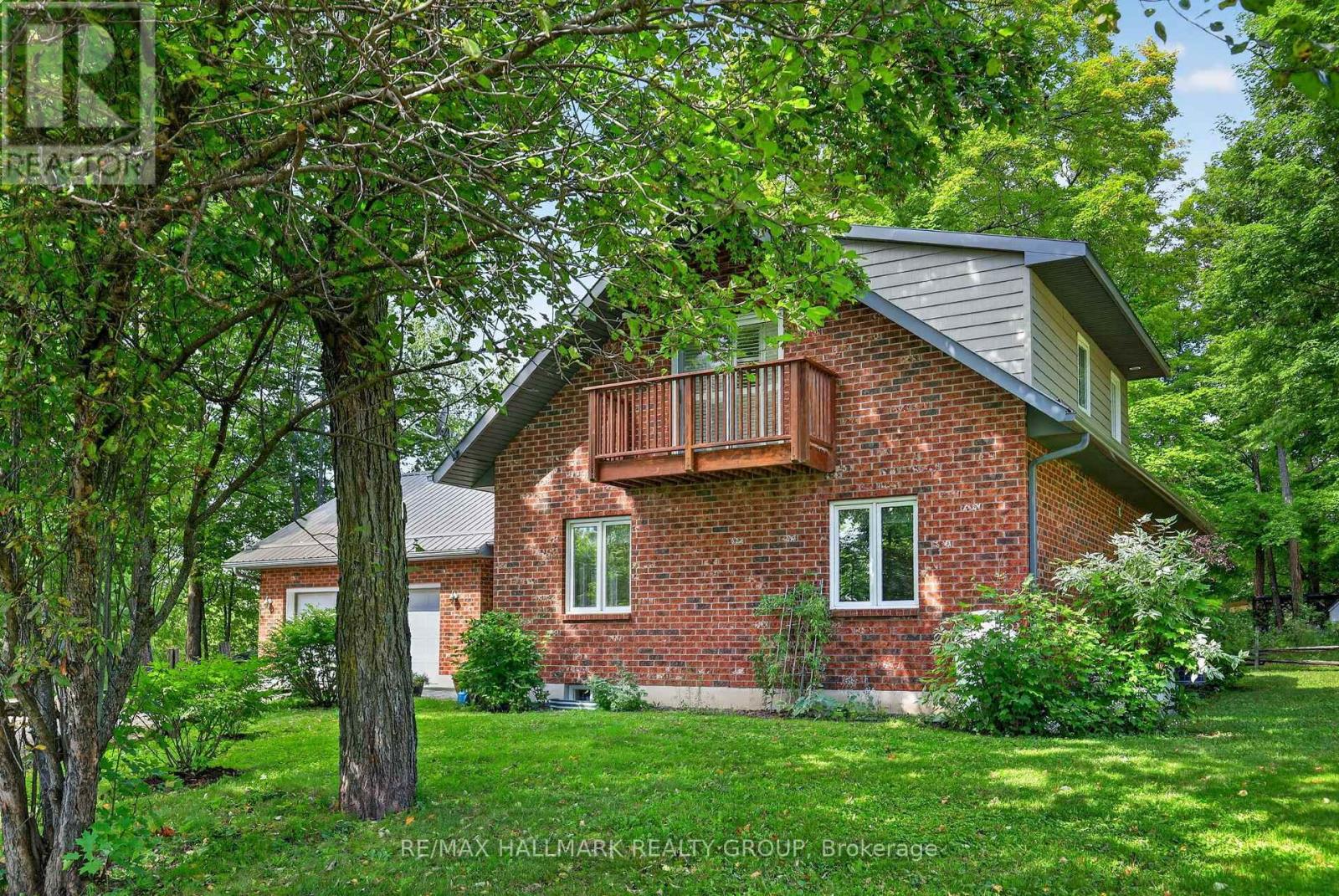 765 Scheel Drive, Mcnab/braeside, Ontario K7S 3G8 - Photo 4 - X13797978