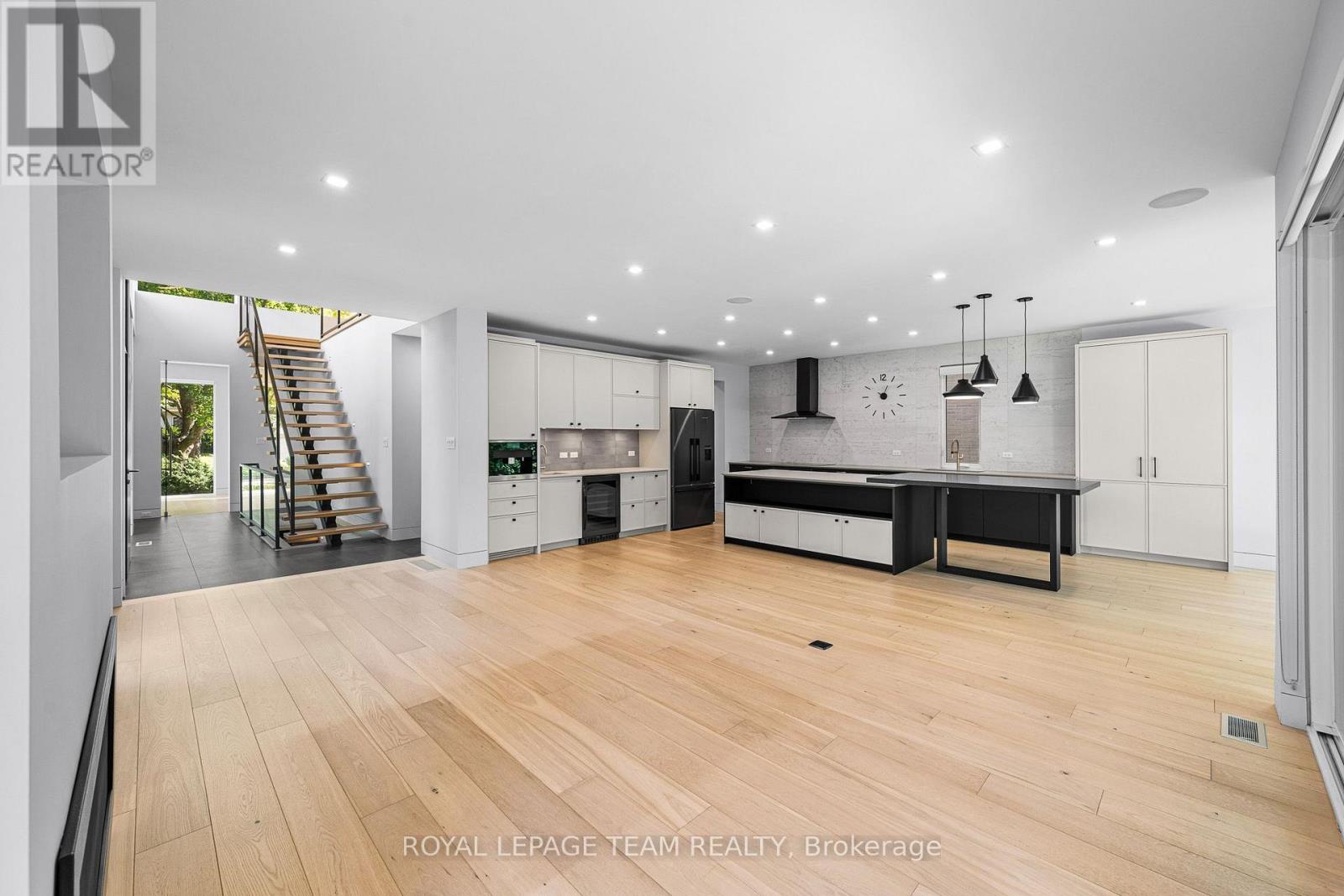 2118 Westbourne Avenue, Ottawa, Ontario  K2A 3N7 - Photo 11 - X13798164