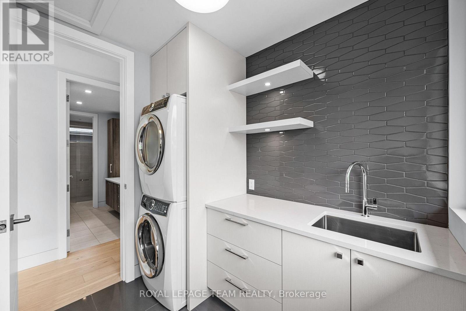 2118 Westbourne Avenue, Ottawa, Ontario  K2A 3N7 - Photo 38 - X13798164
