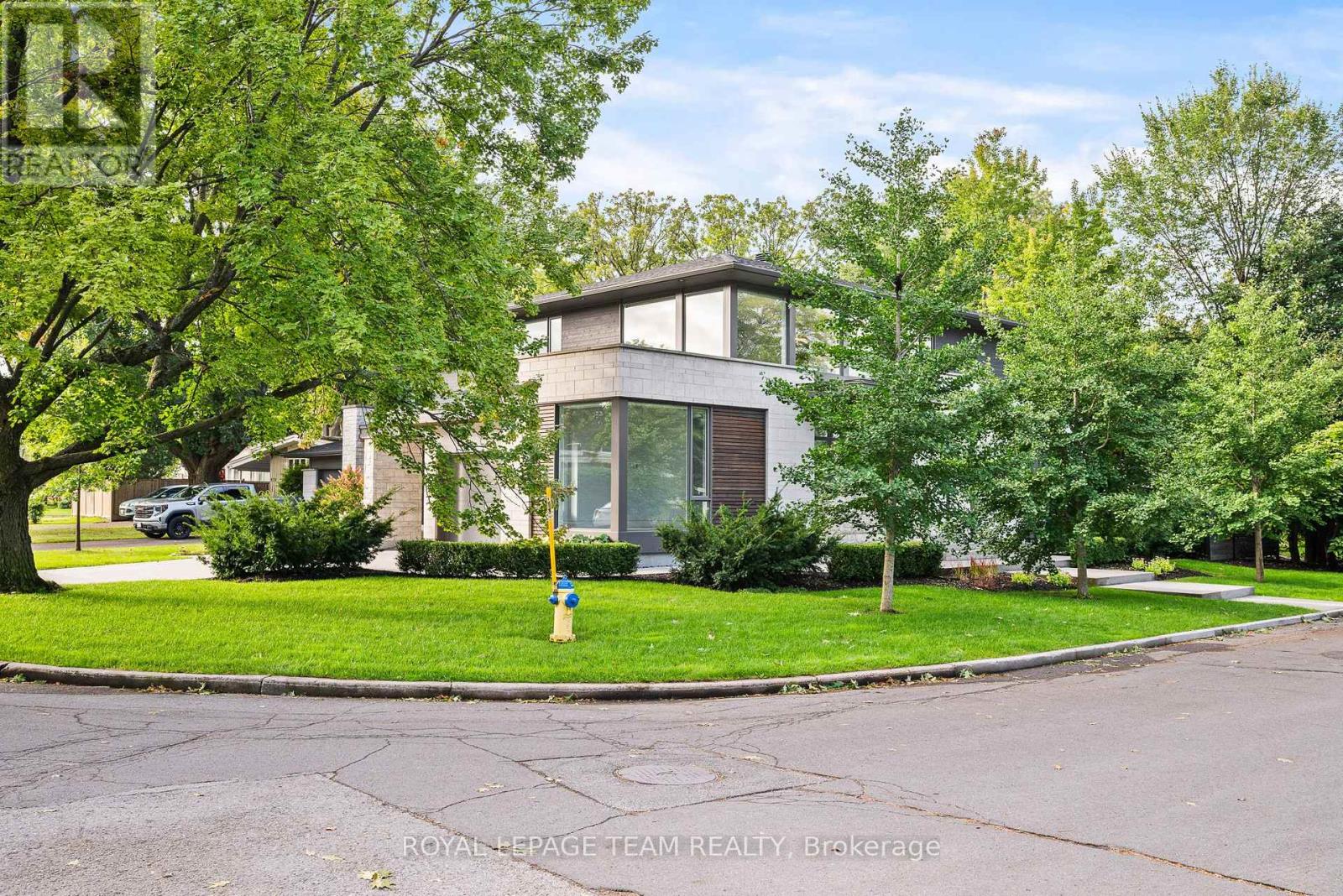 2118 Westbourne Avenue, Ottawa, Ontario  K2A 3N7 - Photo 4 - X13798164