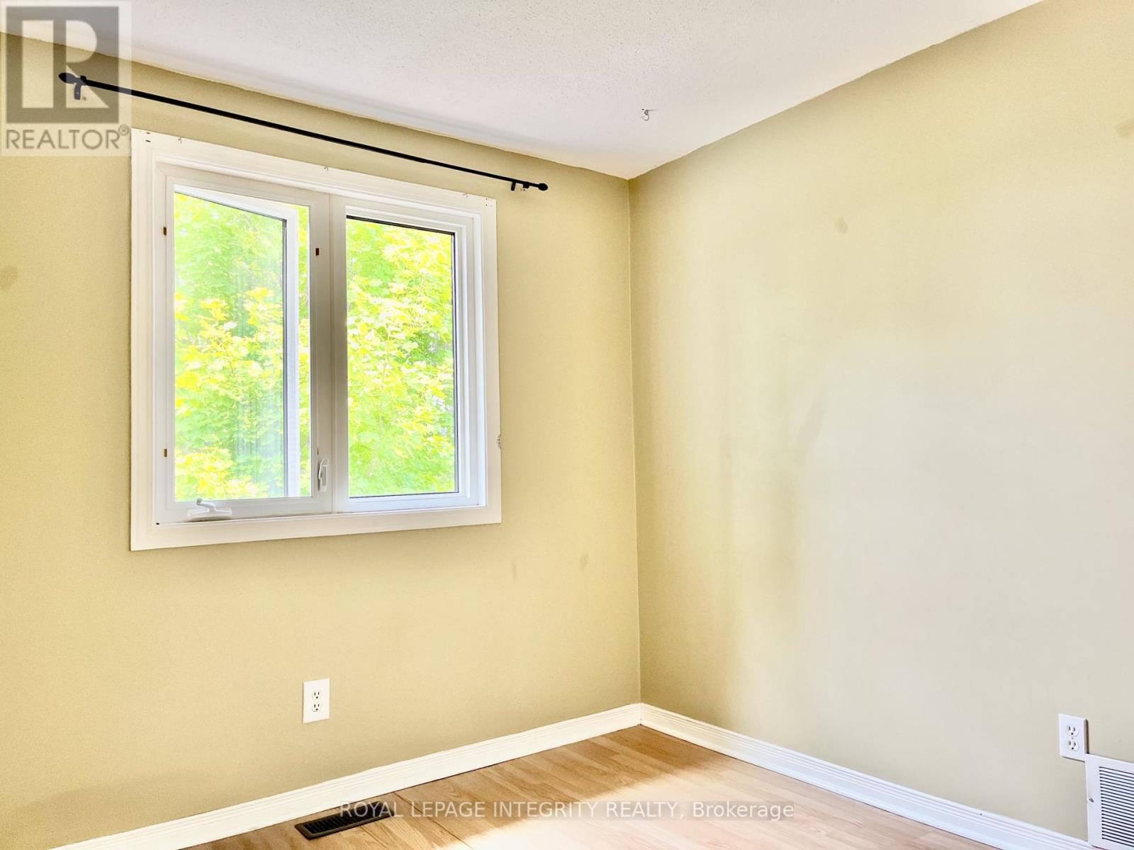 1843 Prestwick Drive, Ottawa, Ontario  K1E 2R7 - Photo 15 - X13798266