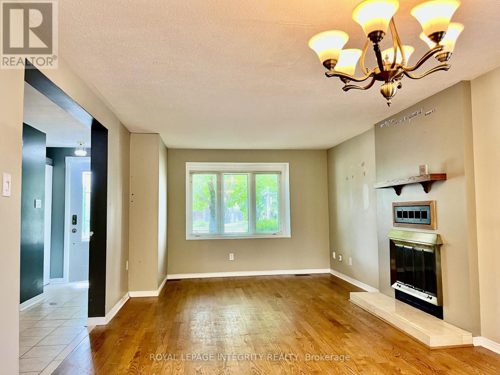 1843 Prestwick Drive, Ottawa, Ontario  K1E 2R7 - Photo 6 - X13798266