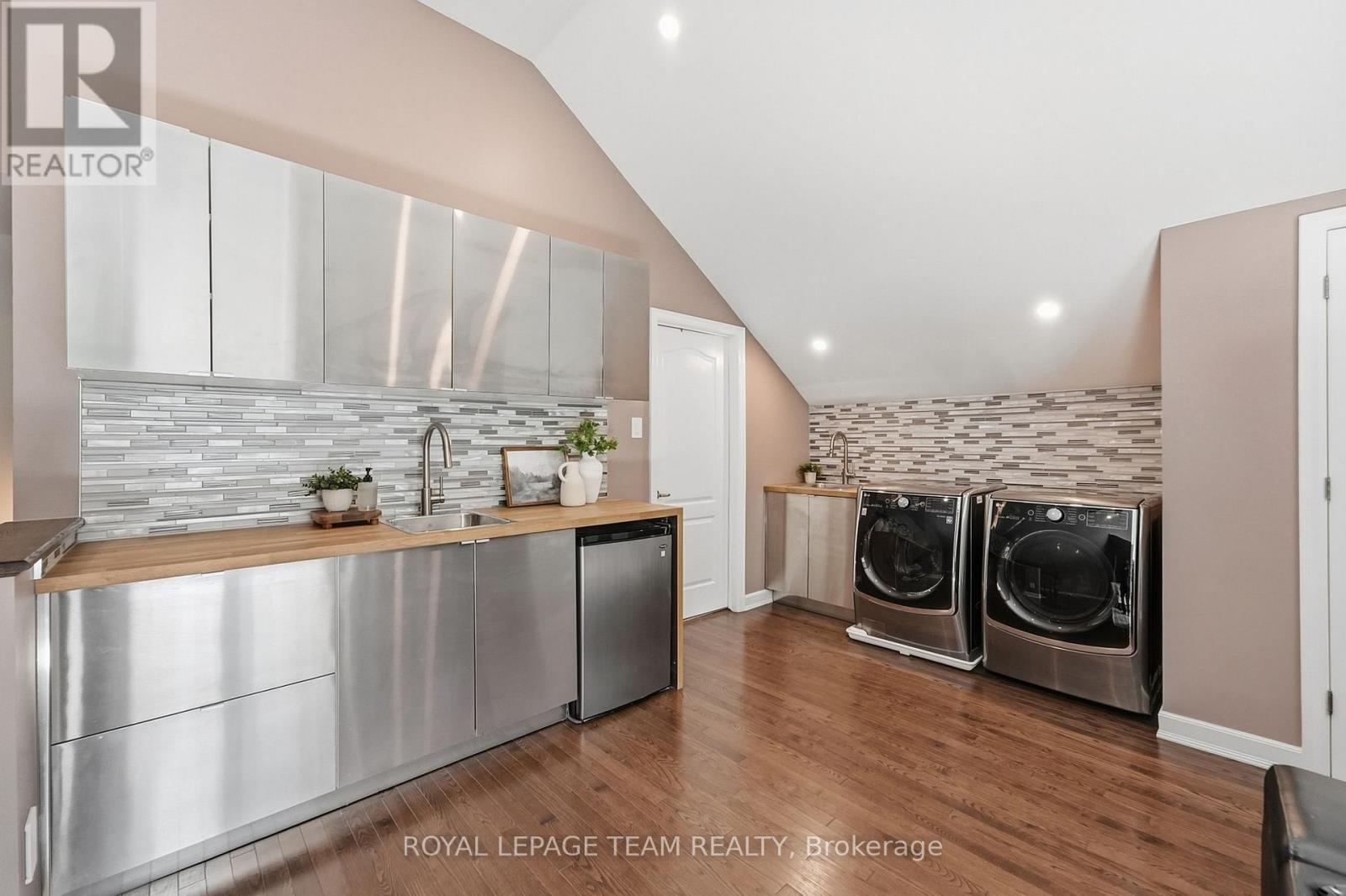 2080 Fairbanks Avenue, Ottawa, Ontario  K1H 5Z1 - Photo 29 - X13798308