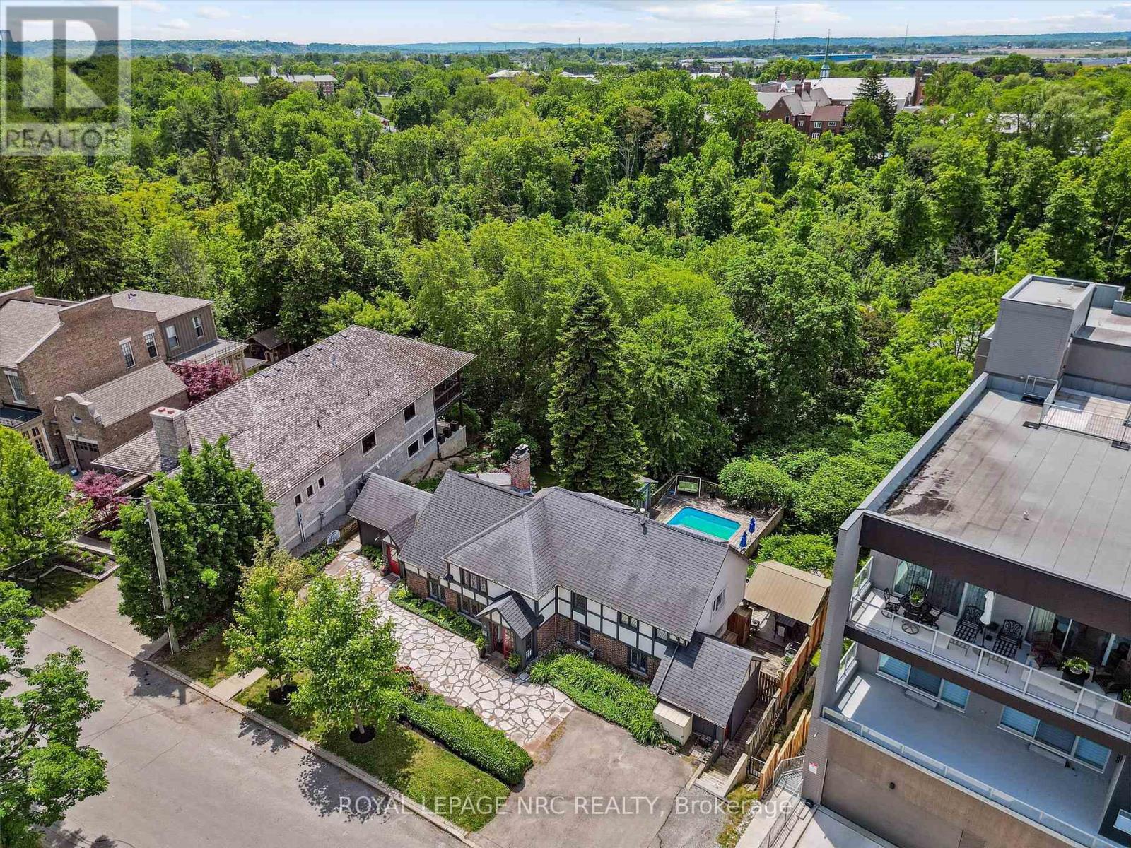 75 Yates Street, St. Catharines, Ontario  L2R 5R7 - Photo 4 - X13798144
