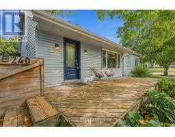 240 BENDAMERE AVENUE, Hamilton, Ontario