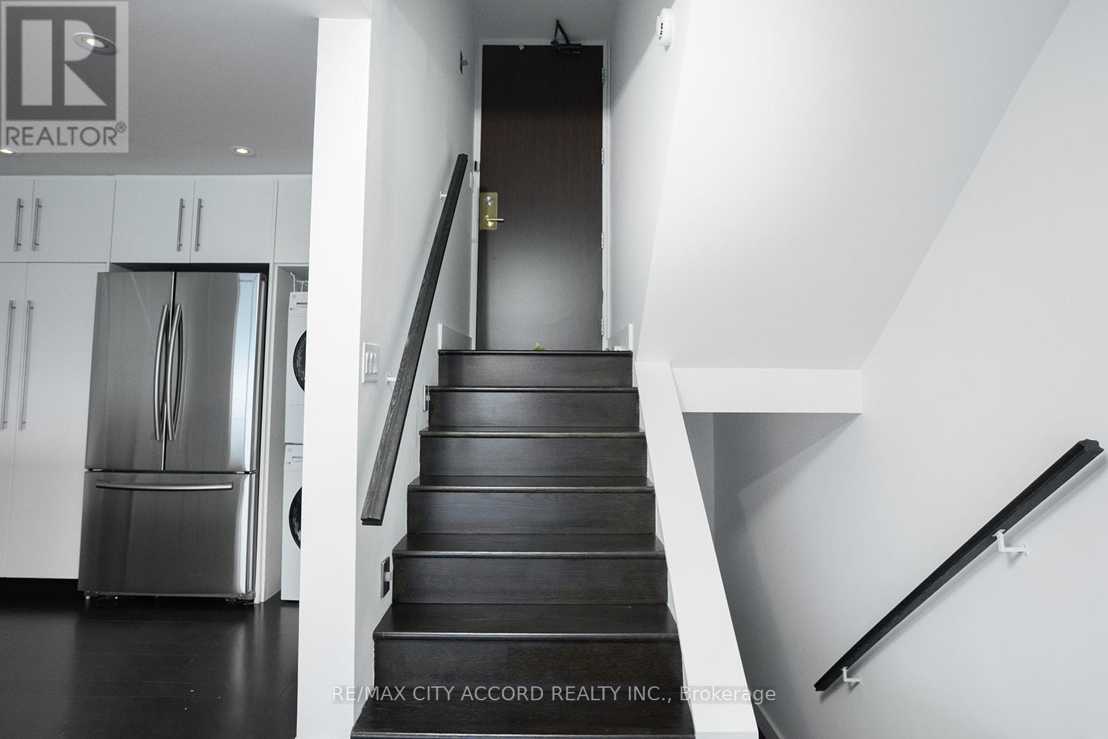 2018 - 33 Harbour Square, Toronto, Ontario  M5J 2G2 - Photo 10 - C13798202