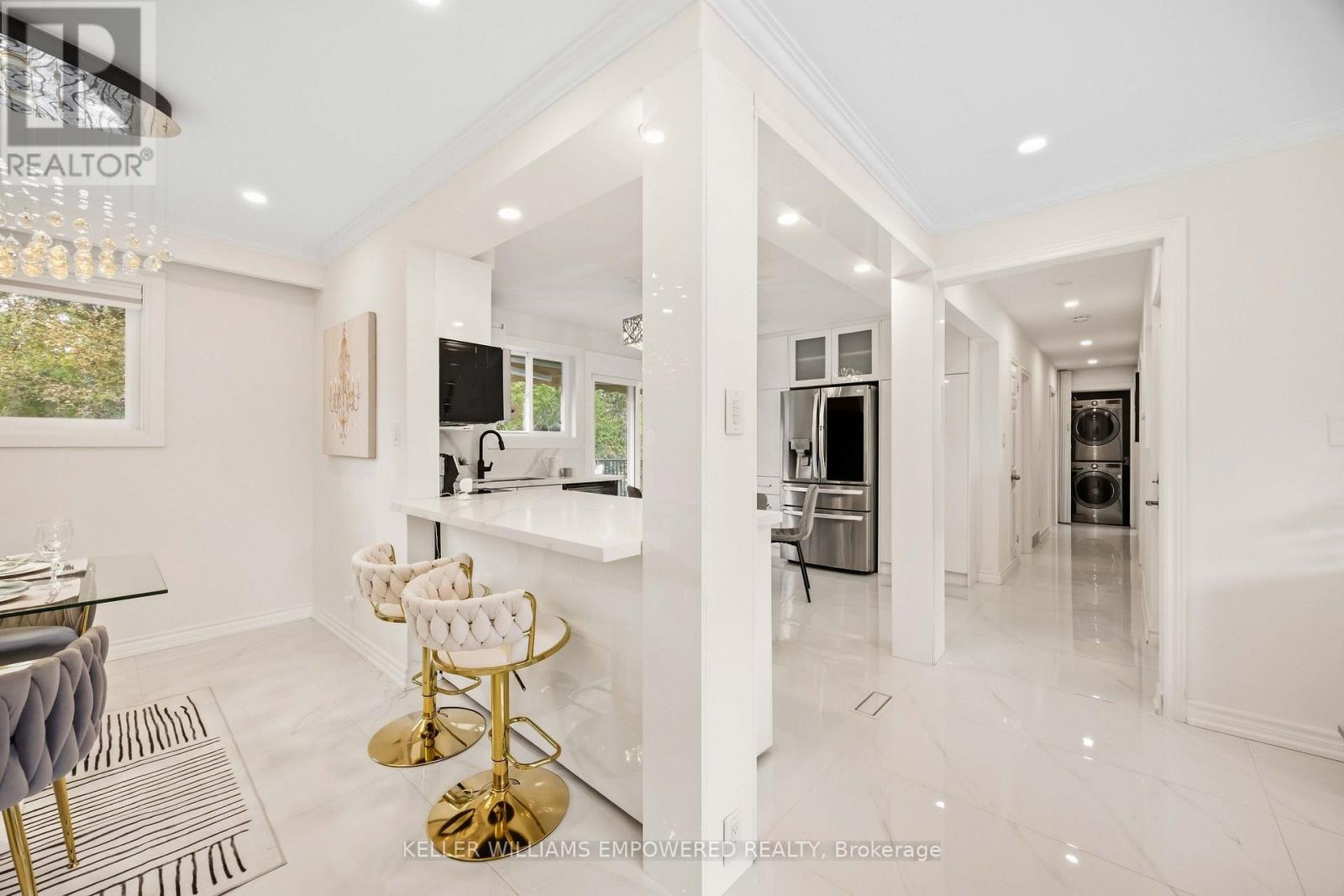 112 Kingslake Road, Toronto, Ontario  M2J 3E8 - Photo 12 - C13798238
