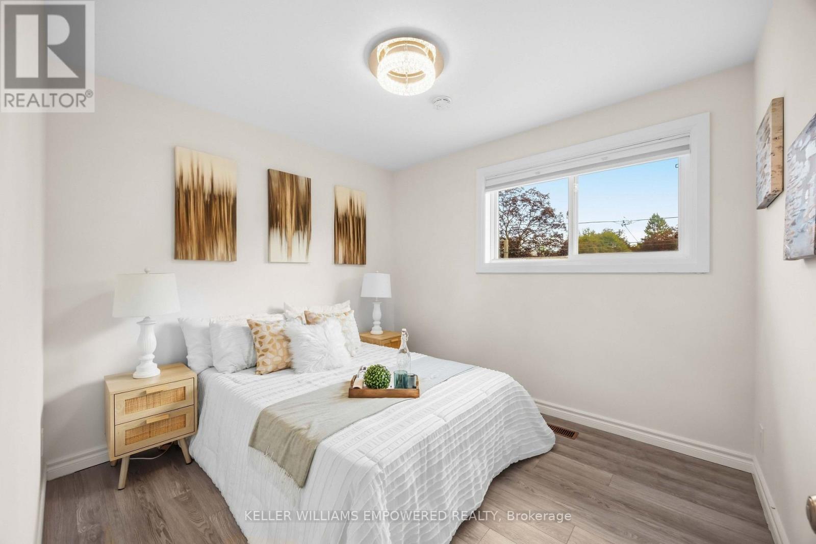 112 Kingslake Road, Toronto, Ontario  M2J 3E8 - Photo 15 - C13798238