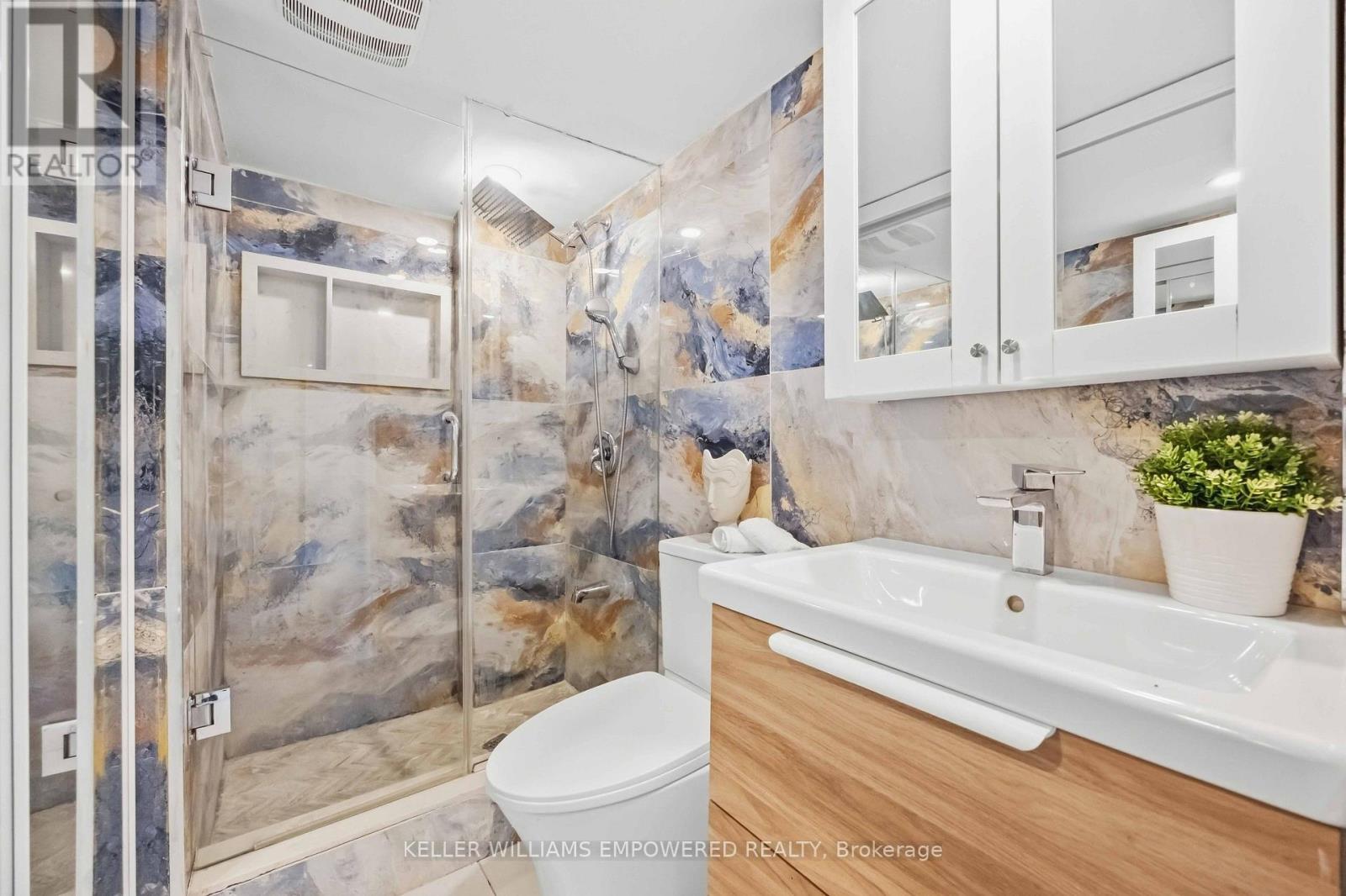 112 Kingslake Road, Toronto, Ontario  M2J 3E8 - Photo 27 - C13798238