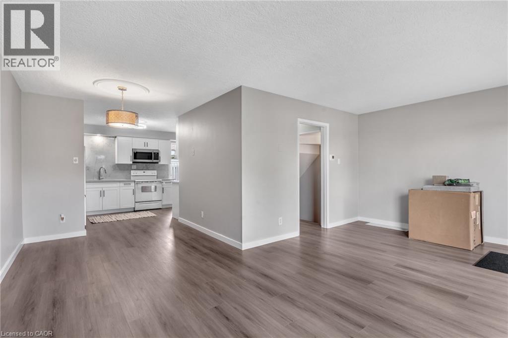 104 Ralgreen Crescent, Kitchener, Ontario  N2M 1T9 - Photo 11 - 40863675