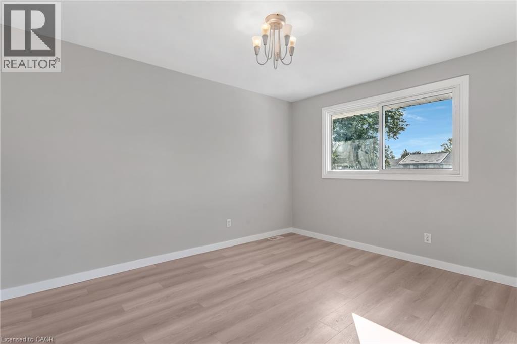 104 Ralgreen Crescent, Kitchener, Ontario  N2M 1T9 - Photo 16 - 40863675