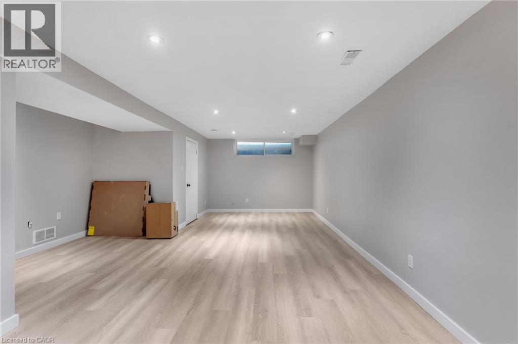 104 Ralgreen Crescent, Kitchener, Ontario  N2M 1T9 - Photo 26 - 40863675