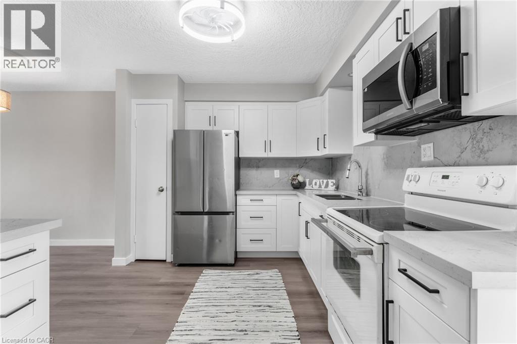 104 Ralgreen Crescent, Kitchener, Ontario  N2M 1T9 - Photo 7 - 40863675