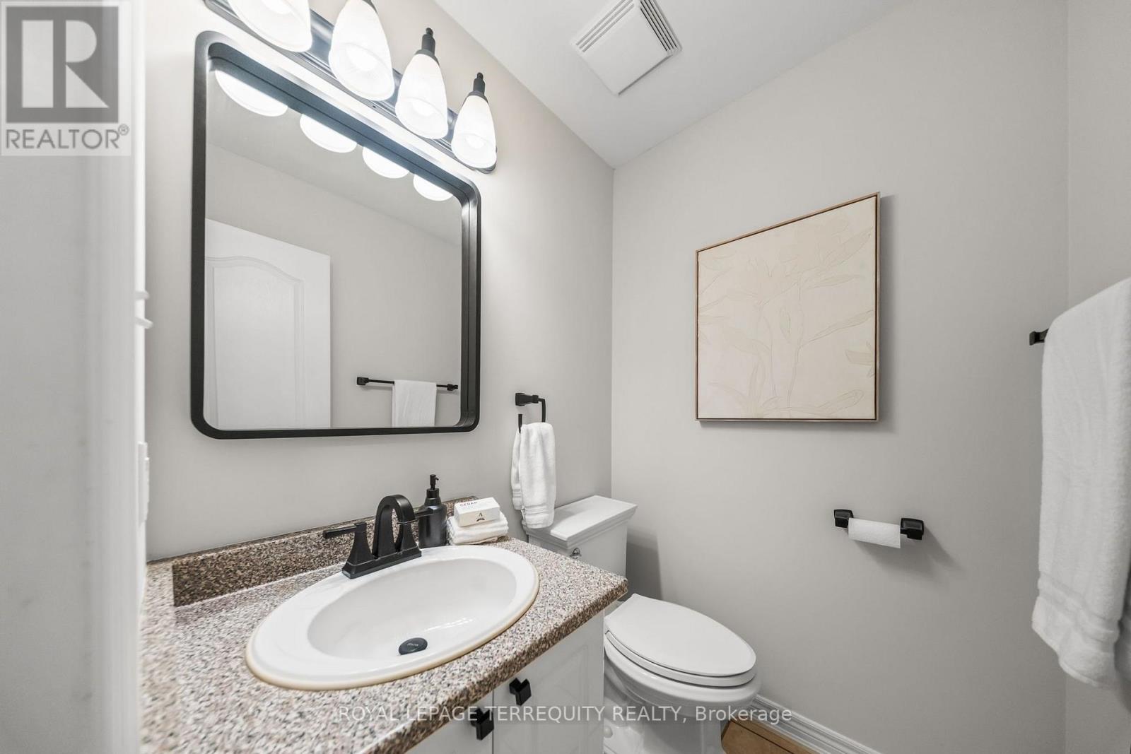 611 Capilano Crescent, Oshawa, Ontario L1H 7V3 - Photo 6 - E13797992