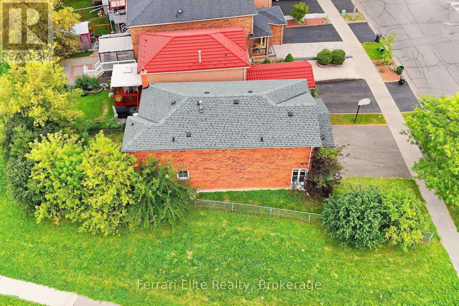 96 Mammoth Hall Trail, Toronto, Ontario  M1B 1P9 - Photo 40 - E13798002