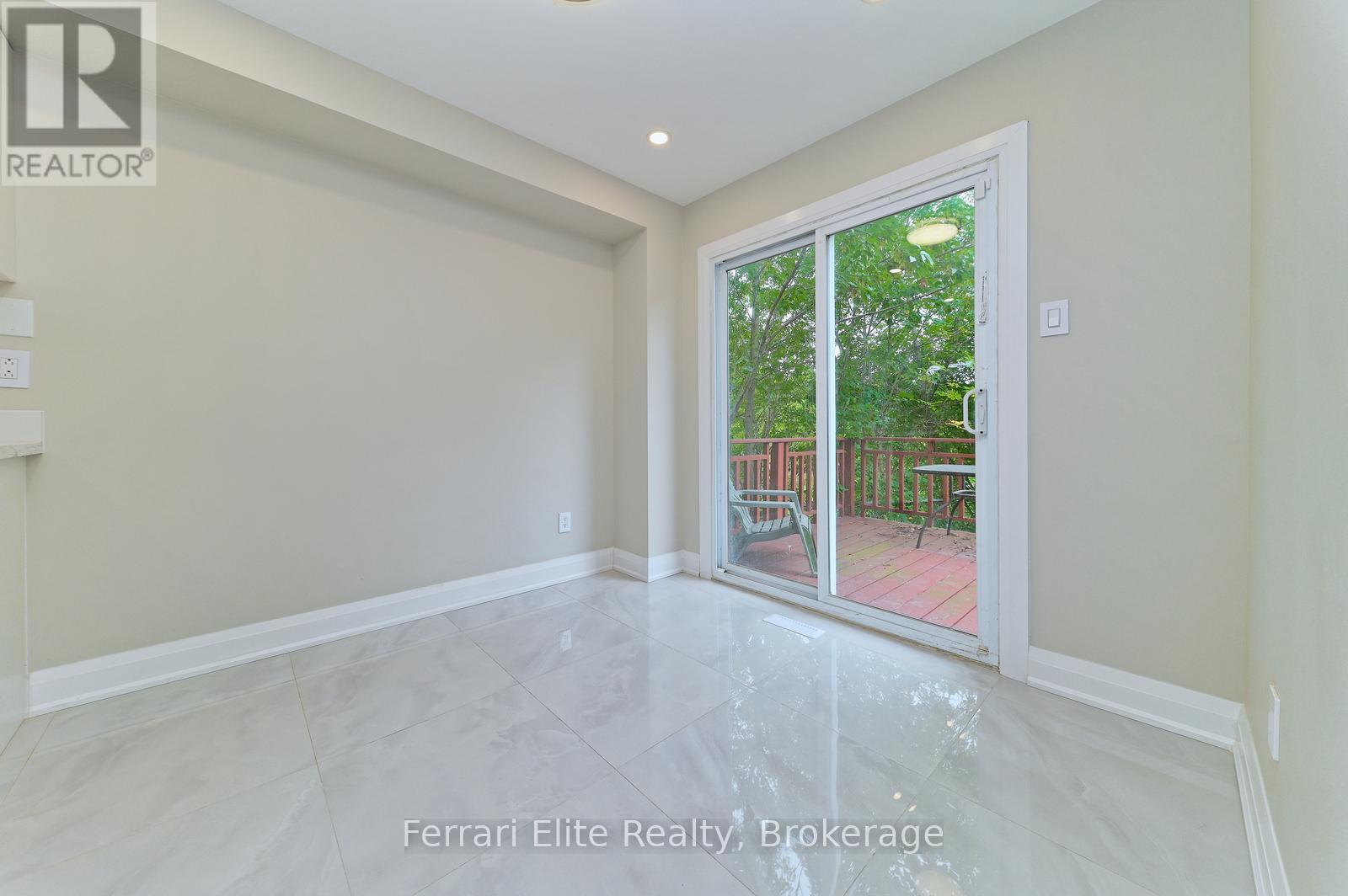 96 Mammoth Hall Trail, Toronto, Ontario  M1B 1P9 - Photo 9 - E13798002