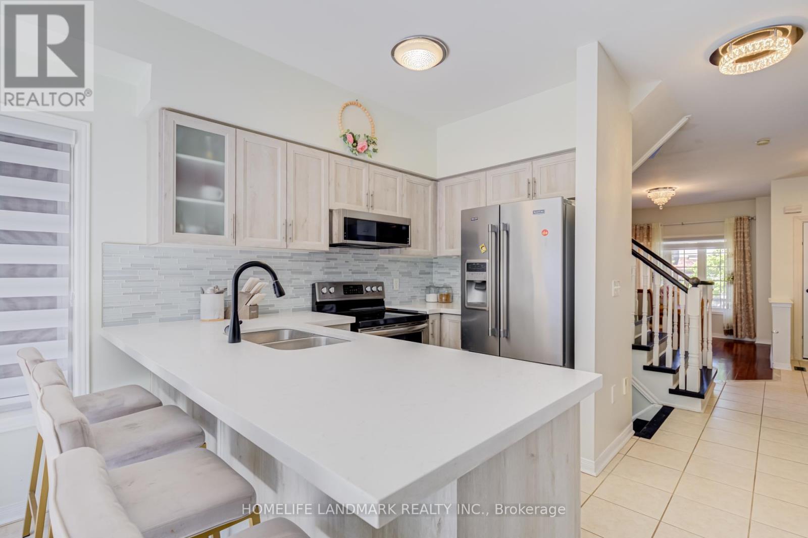111 Knowles Drive, Toronto, Ontario  M1X 1T4 - Photo 12 - E13798168