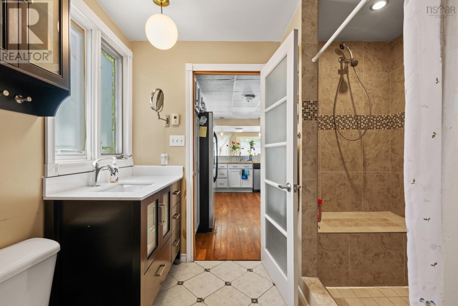 6477 Roslyn Road, Halifax, Nova Scotia  B3L 2M6 - Photo 14 - 202612468
