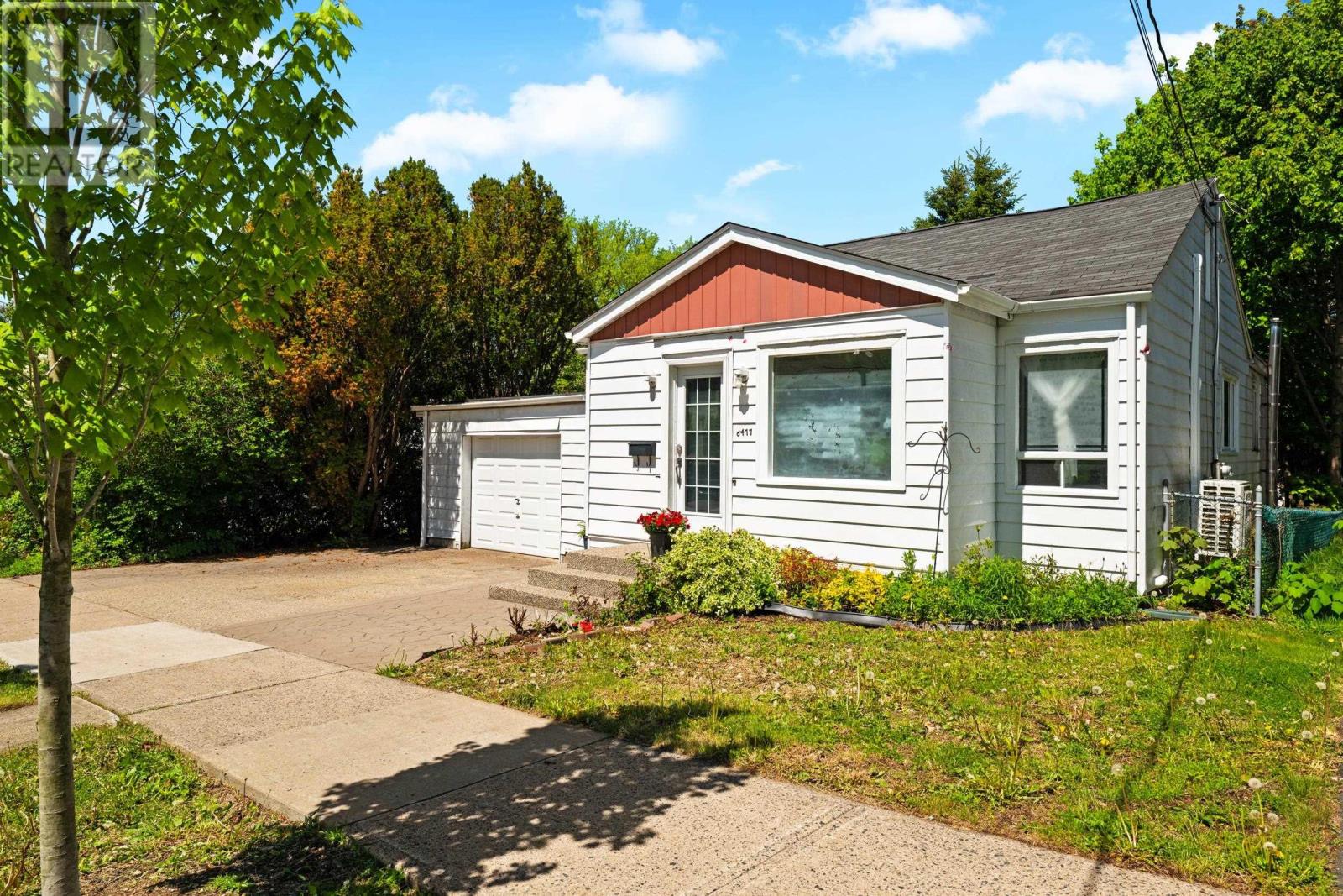 6477 Roslyn Road, Halifax, Nova Scotia  B3L 2M6 - Photo 3 - 202612468