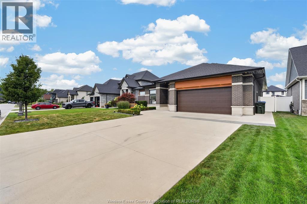 212 Rafih Crescent, Lakeshore, Ontario  N0R 1A0 - Photo 3 - 26022935