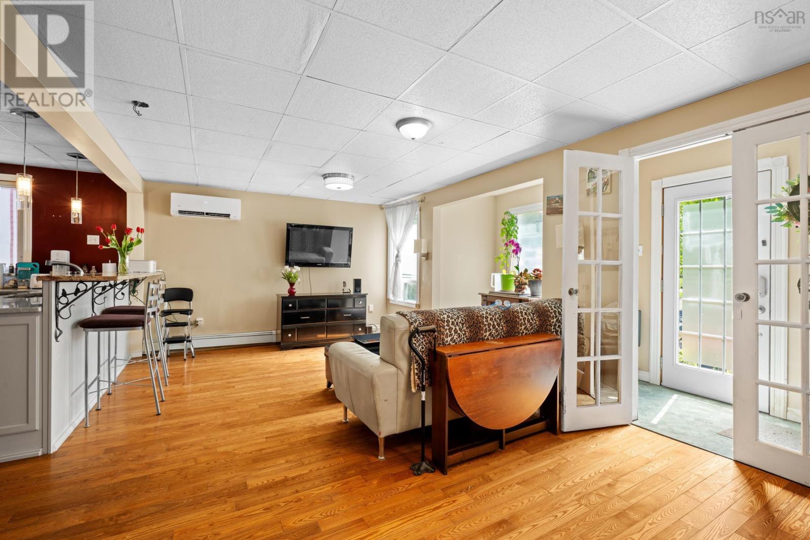 6477 Roslyn Road, Halifax, Nova Scotia  B3L 2M6 - Photo 7 - 202612468