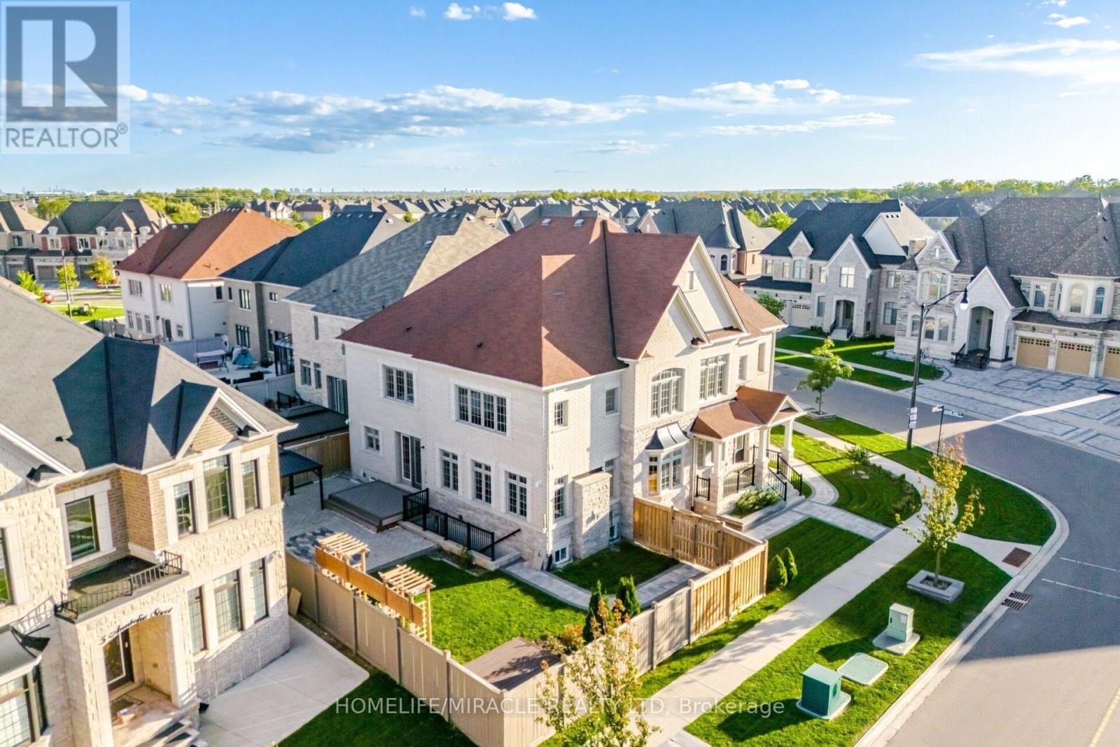 7 Anatolia Street, Brampton, Ontario  L6P 4L3 - Photo 41 - W13796104