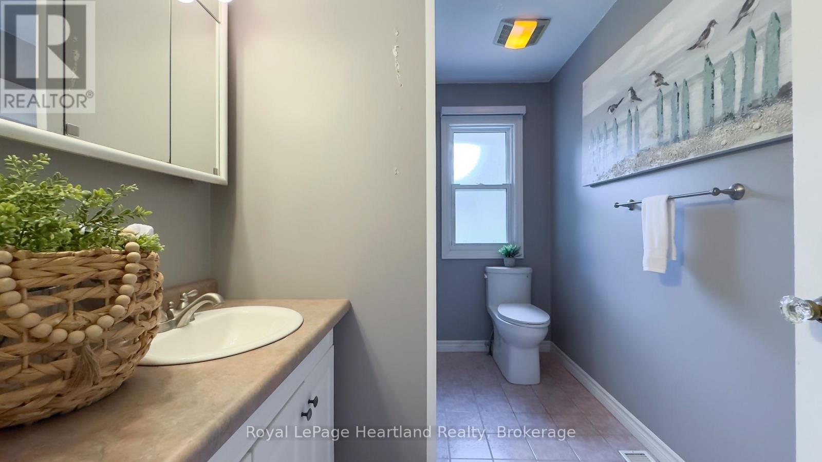 578 Stauffer Street, Huron-Kinloss, Ontario  N0G 2H0 - Photo 17 - X13798090