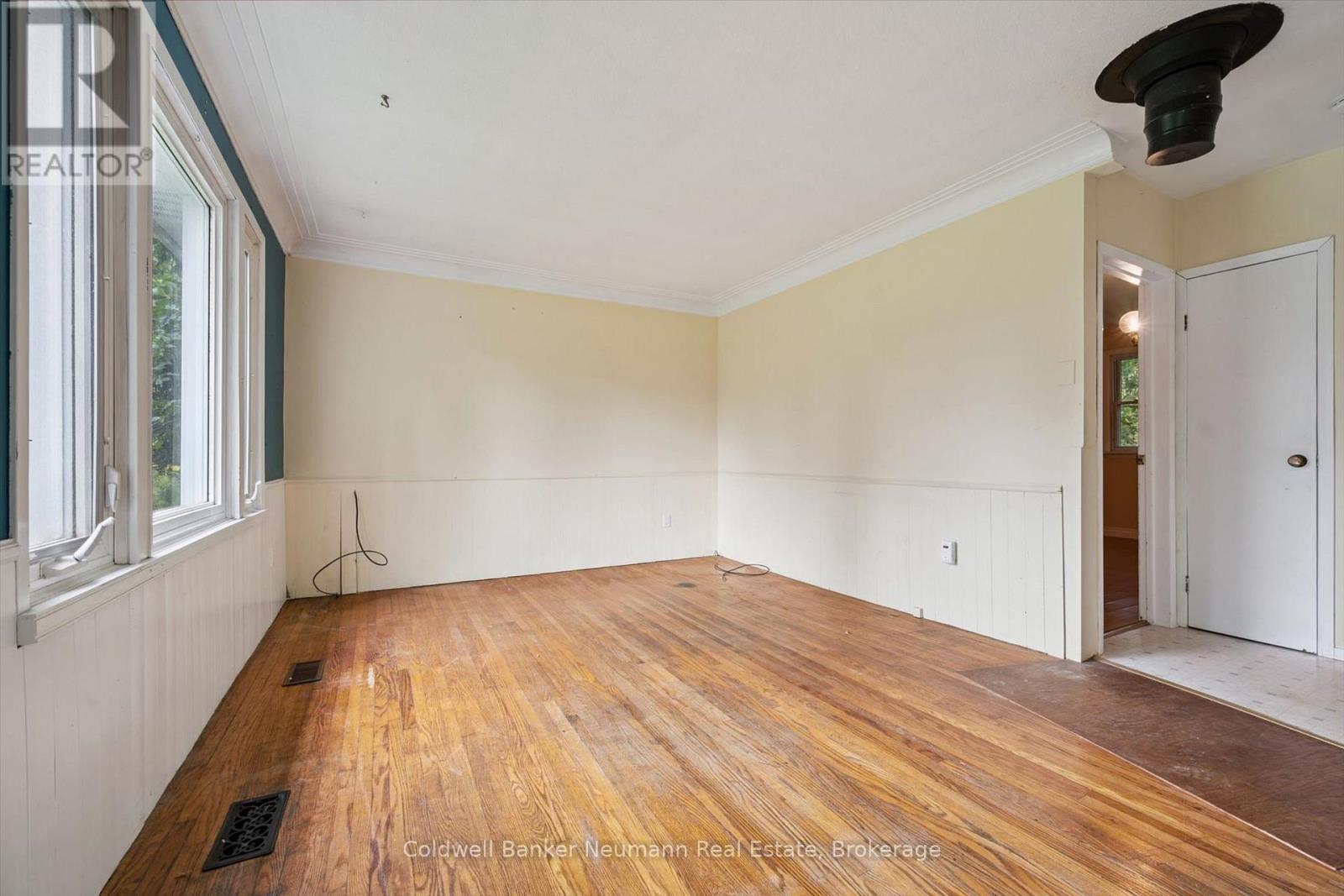7241 Wellington Rd 21 Road, Centre Wellington, Ontario  N0B 1B0 - Photo 10 - X13798230