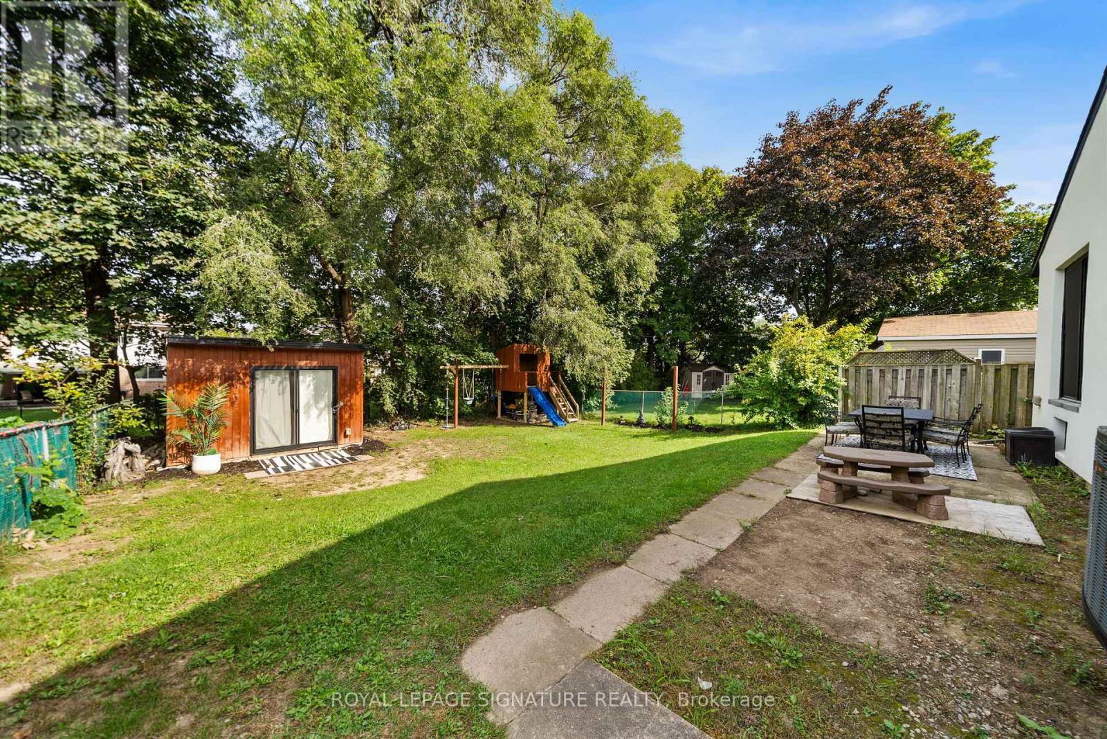 75 Rangoon Road, Toronto, Ontario  M9C 4N8 - Photo 47 - W13797946