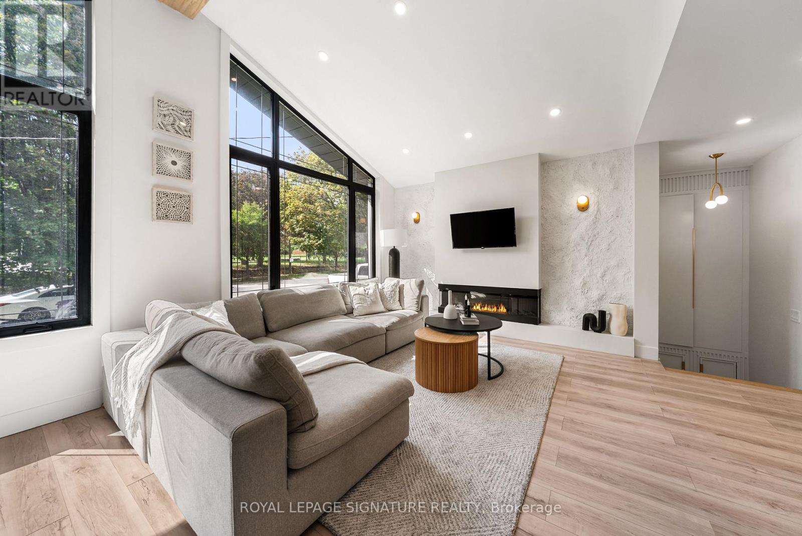 75 Rangoon Road, Toronto, Ontario  M9C 4N8 - Photo 9 - W13797946