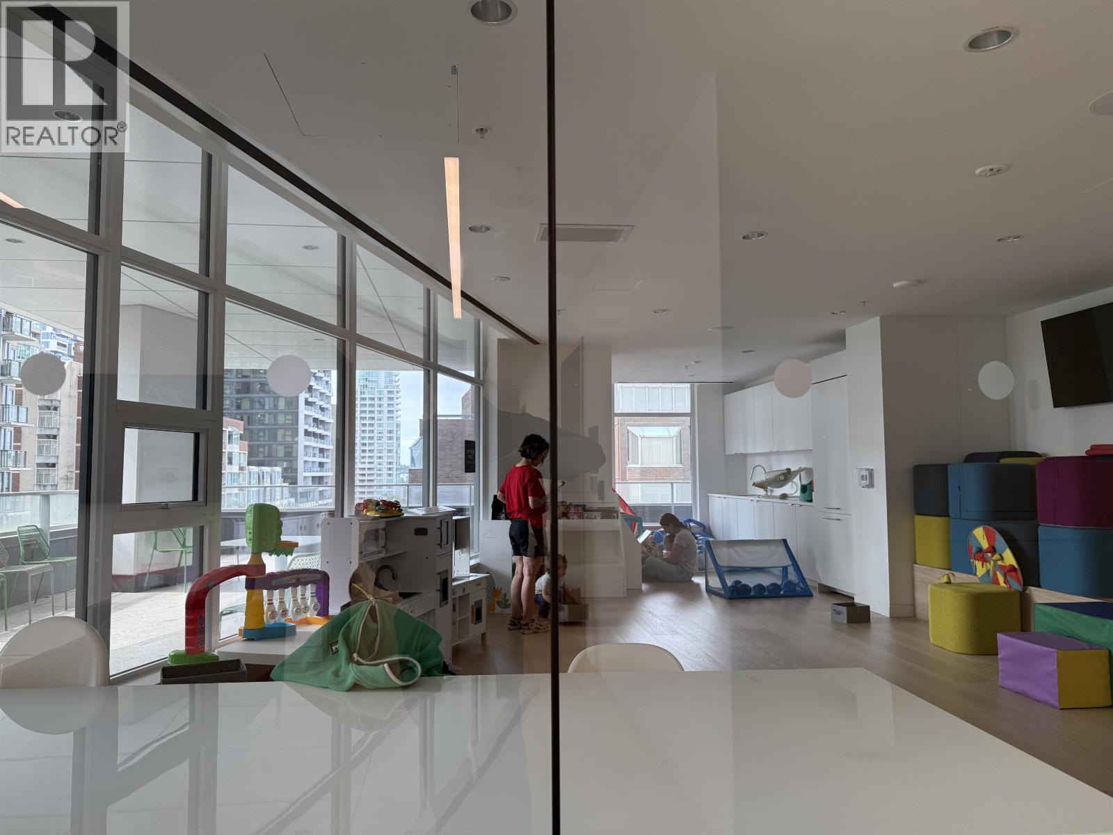 2008 1289 Hornby Street, Vancouver, British Columbia  V6Z 0G7 - Photo 25 - R3158102