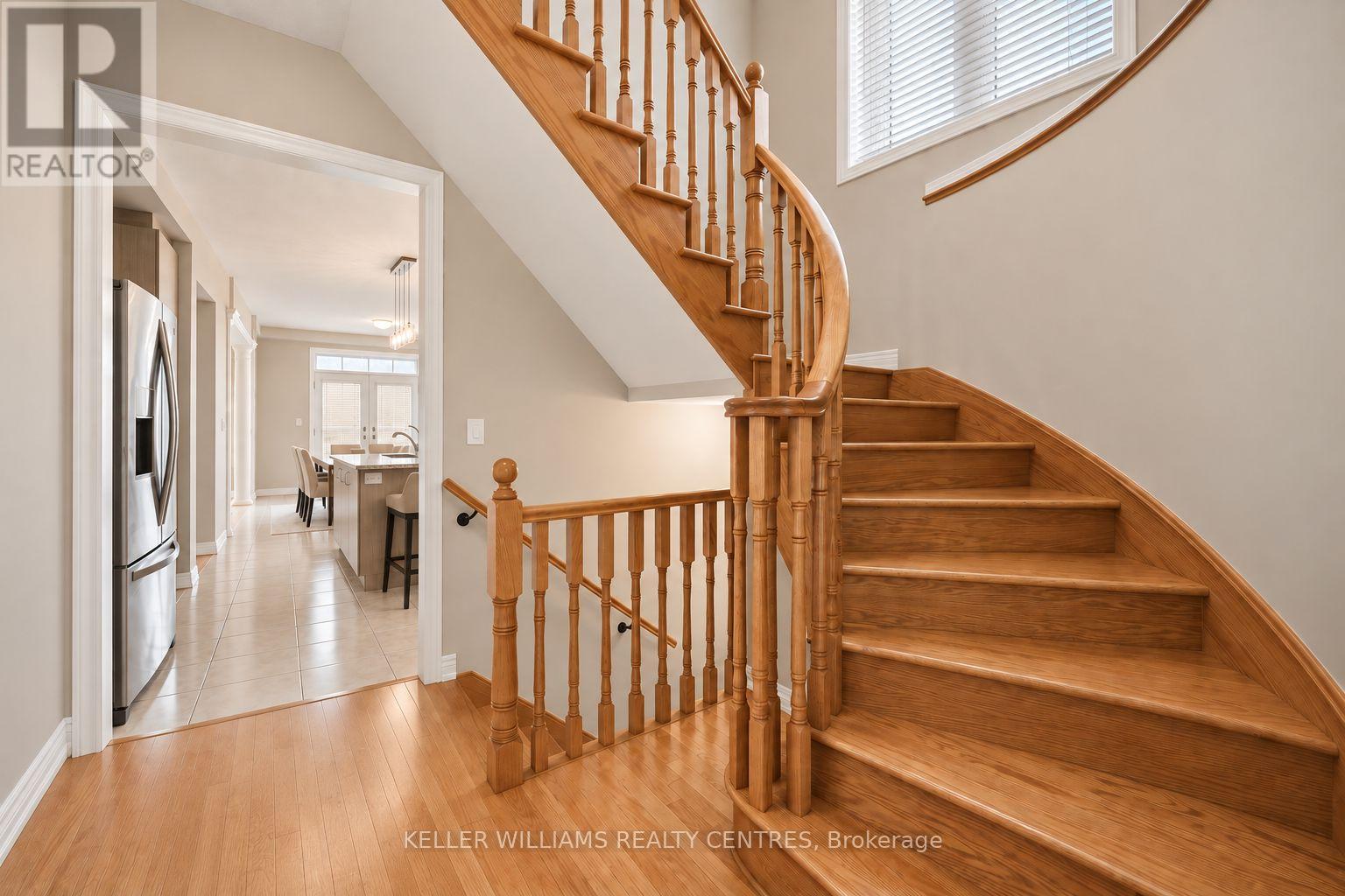 668 Mcgregor Farm Trail, Newmarket, Ontario  L3X 1C8 - Photo 4 - N13798010