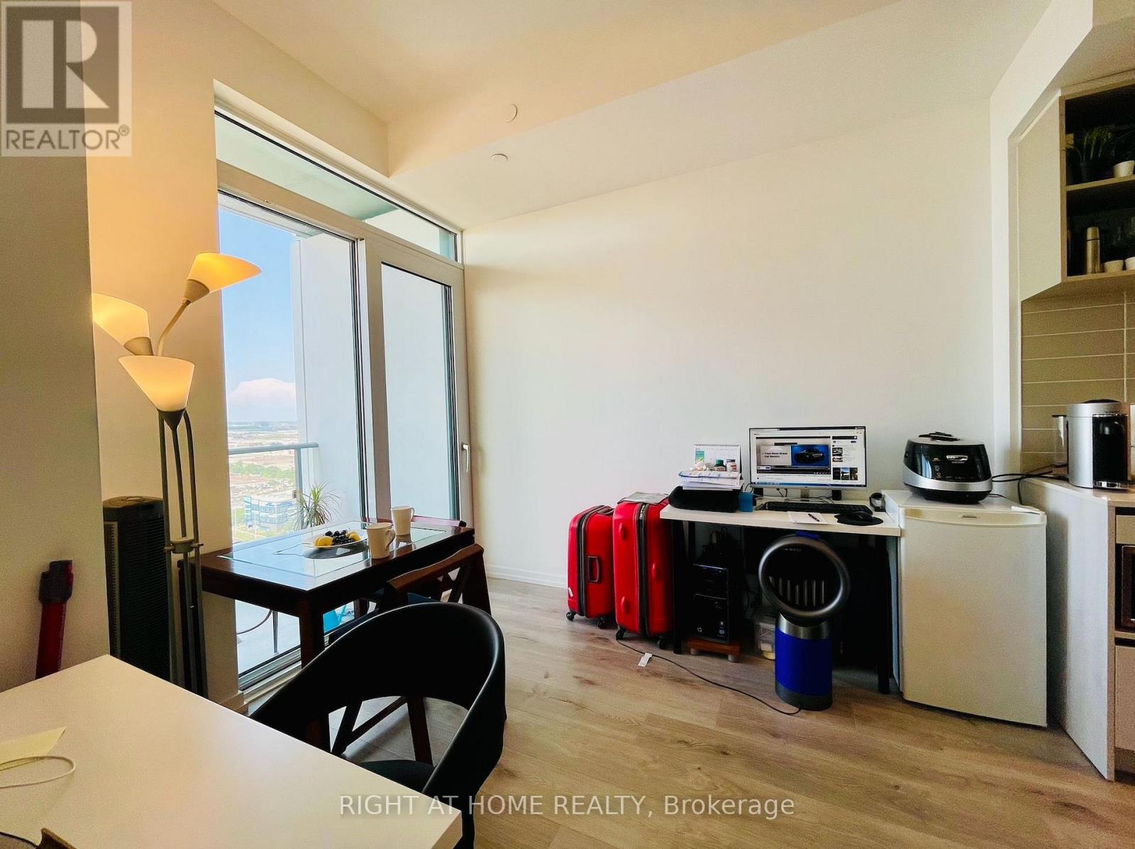 2715 - 1000 Portage Parkway, Vaughan, Ontario  L4K 0L1 - Photo 15 - N13798012