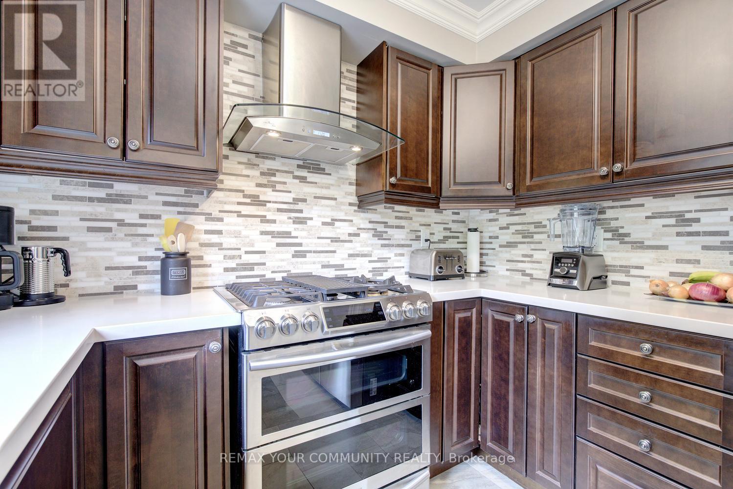 265 Golden Orchard Road, Vaughan, Ontario  L6A 0N3 - Photo 18 - N13798114