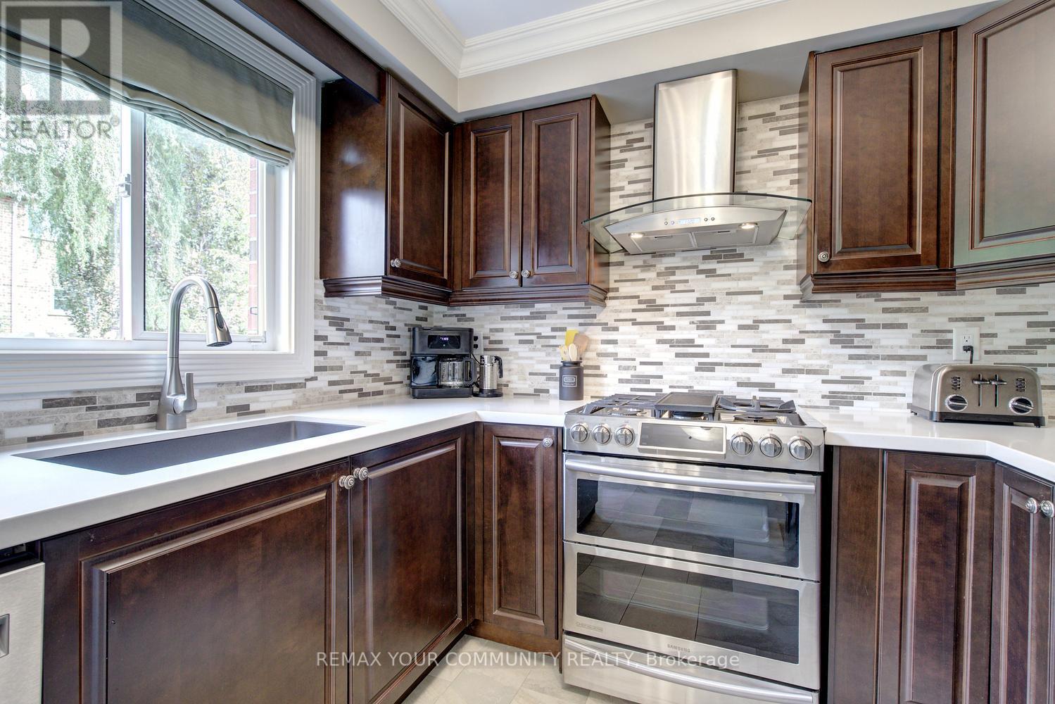265 Golden Orchard Road, Vaughan, Ontario  L6A 0N3 - Photo 19 - N13798114