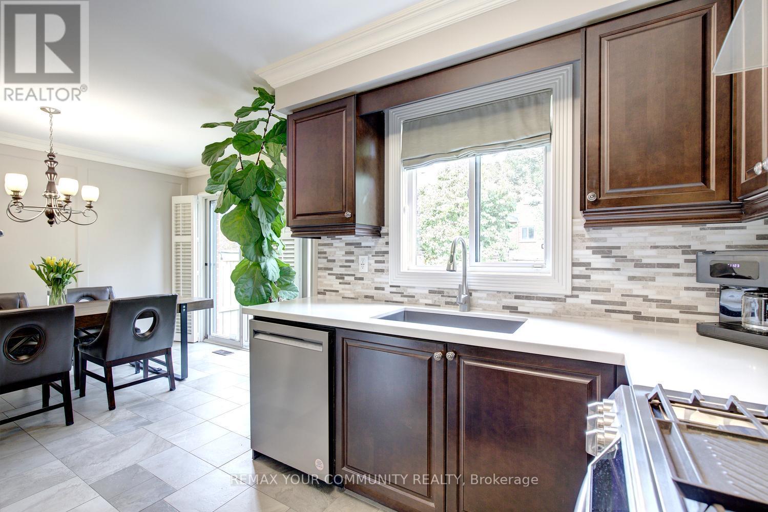 265 Golden Orchard Road, Vaughan, Ontario  L6A 0N3 - Photo 21 - N13798114
