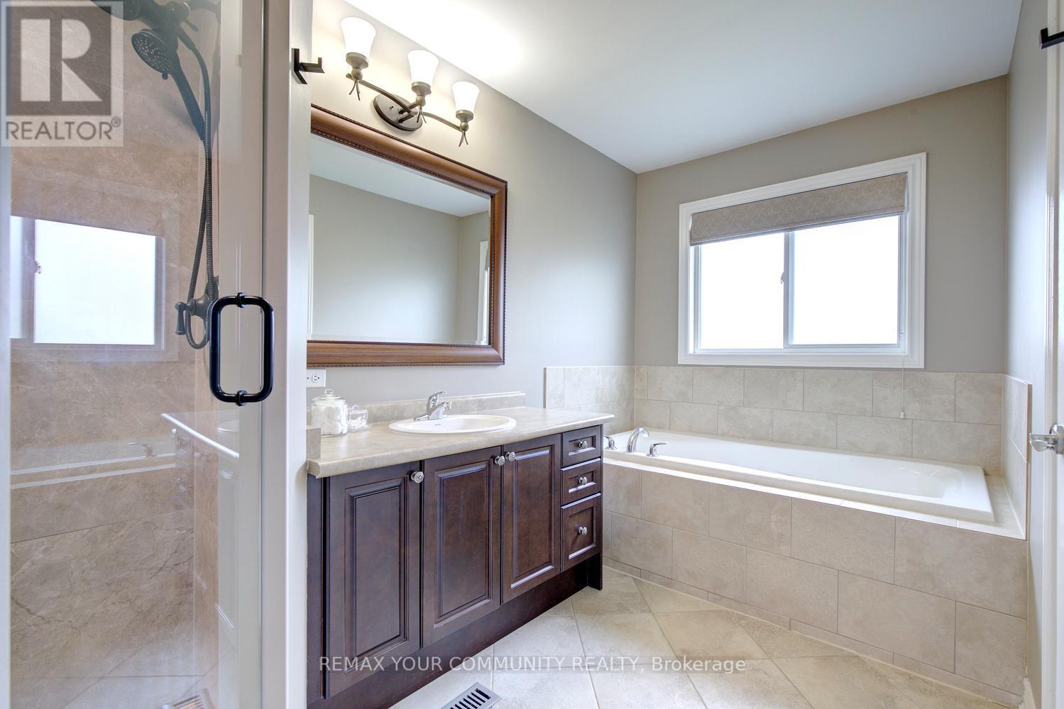 265 Golden Orchard Road, Vaughan, Ontario  L6A 0N3 - Photo 24 - N13798114