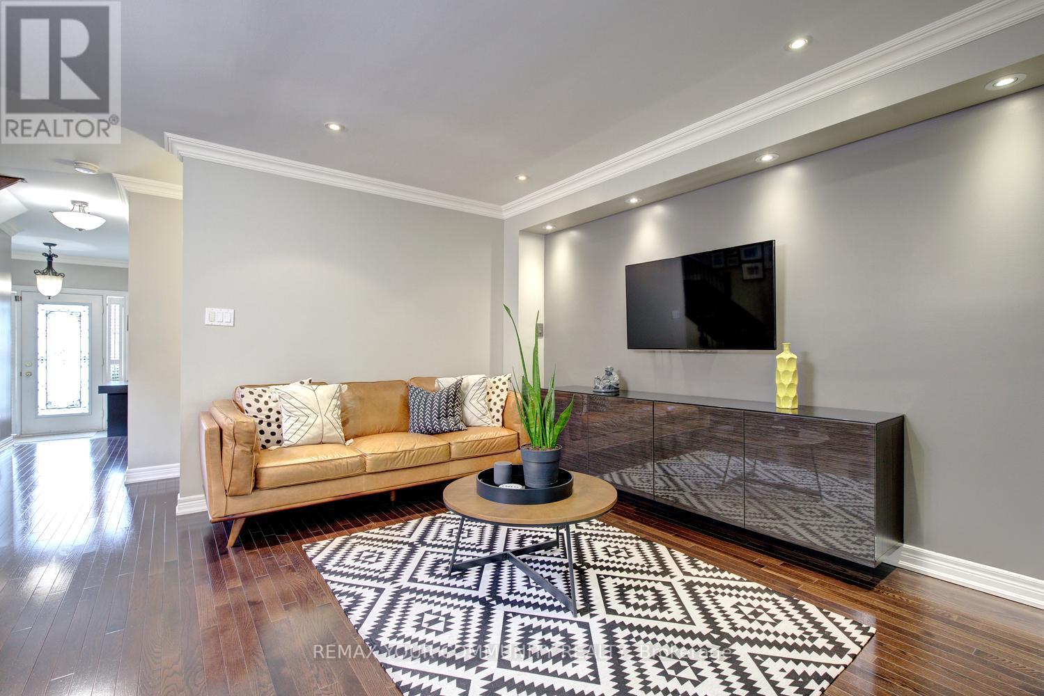 265 Golden Orchard Road, Vaughan, Ontario  L6A 0N3 - Photo 7 - N13798114
