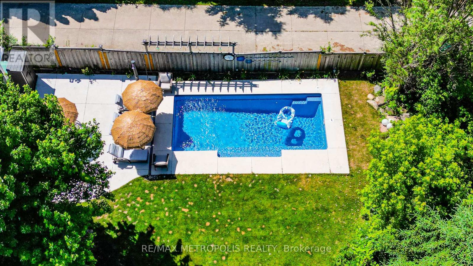 114 Selwyn Road, Richmond Hill, Ontario  L4E 5E3 - Photo 3 - N13798206
