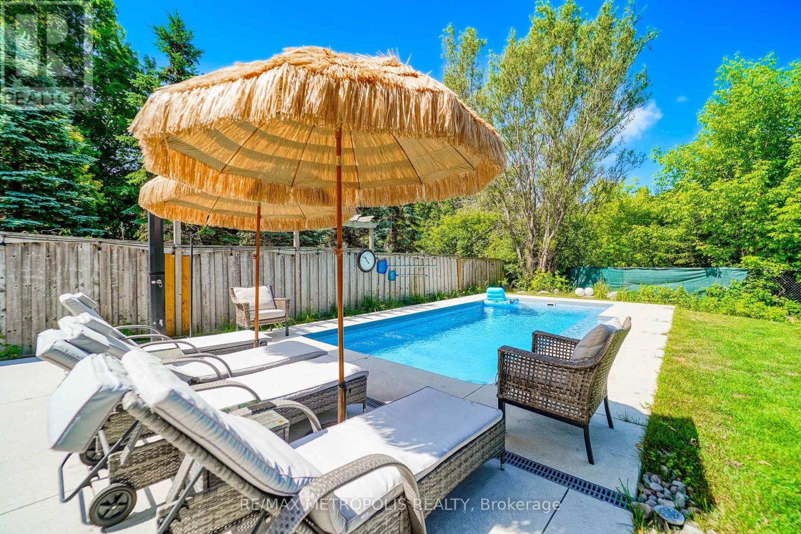 114 Selwyn Road, Richmond Hill, Ontario  L4E 5E3 - Photo 7 - N13798206