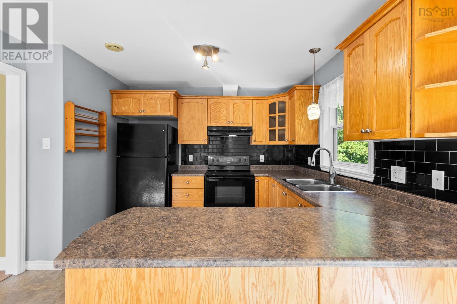 51 Lovell Lane, Halifax, Nova Scotia B3R 0A2 - Photo 9 - 202623655