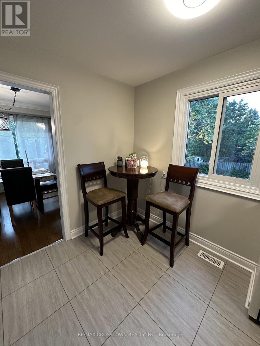 64 Marshall Street, Barrie, Ontario  L4N 3S8 - Photo 10 - S13798160