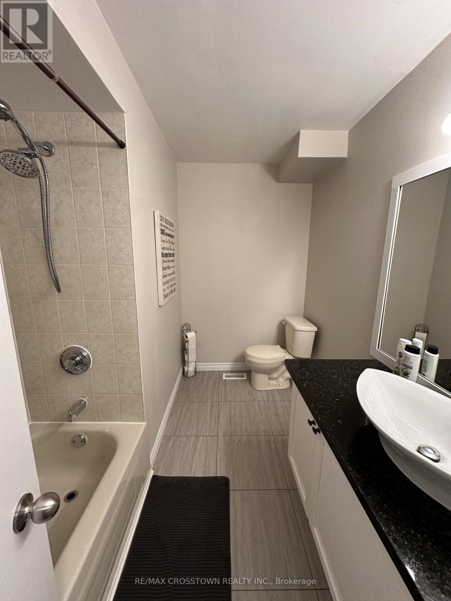 64 Marshall Street, Barrie, Ontario  L4N 3S8 - Photo 19 - S13798160