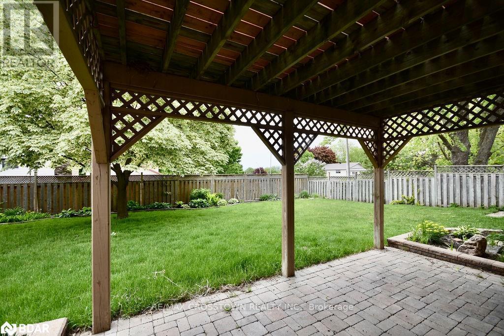 64 Marshall Street, Barrie, Ontario  L4N 3S8 - Photo 23 - S13798160