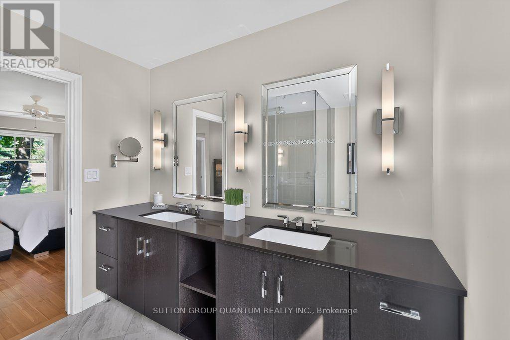1526 Green Glade, Mississauga, Ontario  L5J 1B5 - Photo 25 - W13797994