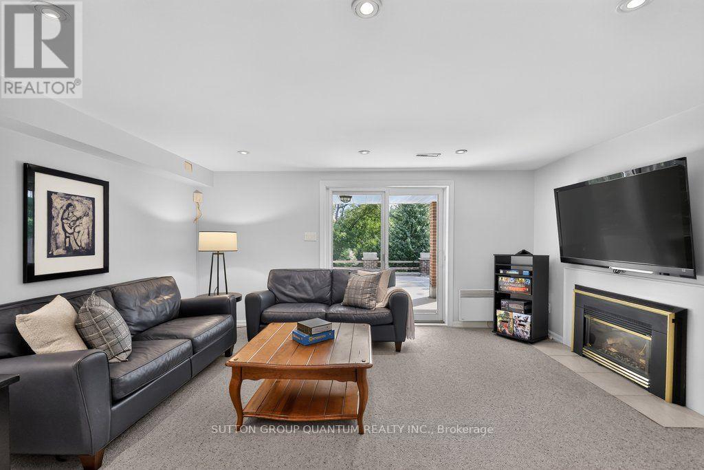 1526 Green Glade, Mississauga, Ontario  L5J 1B5 - Photo 33 - W13797994
