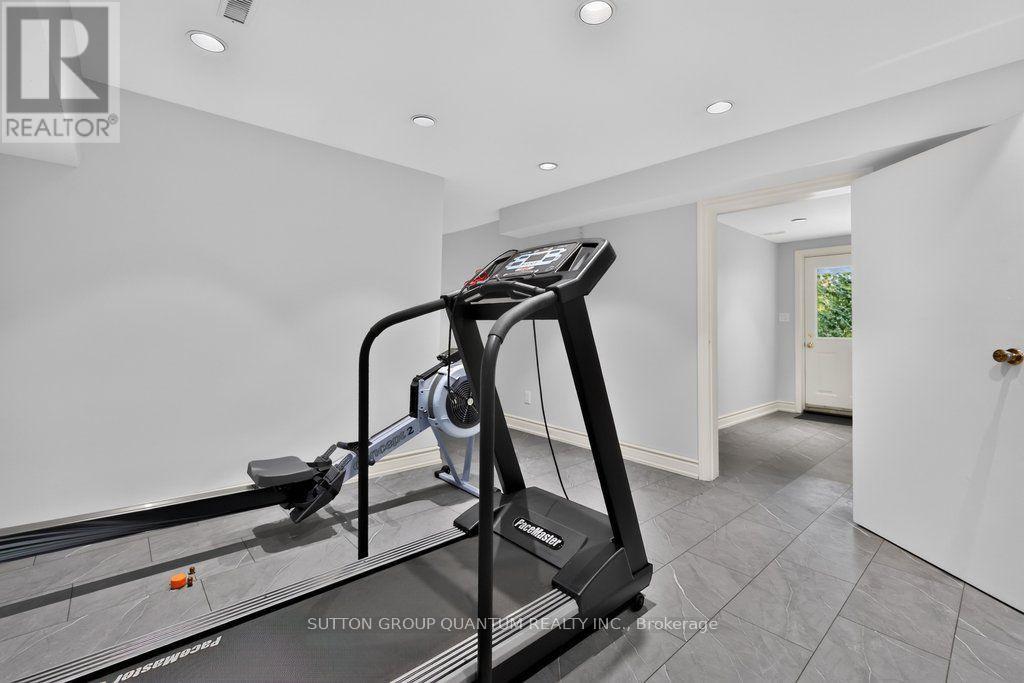 1526 Green Glade, Mississauga, Ontario  L5J 1B5 - Photo 35 - W13797994