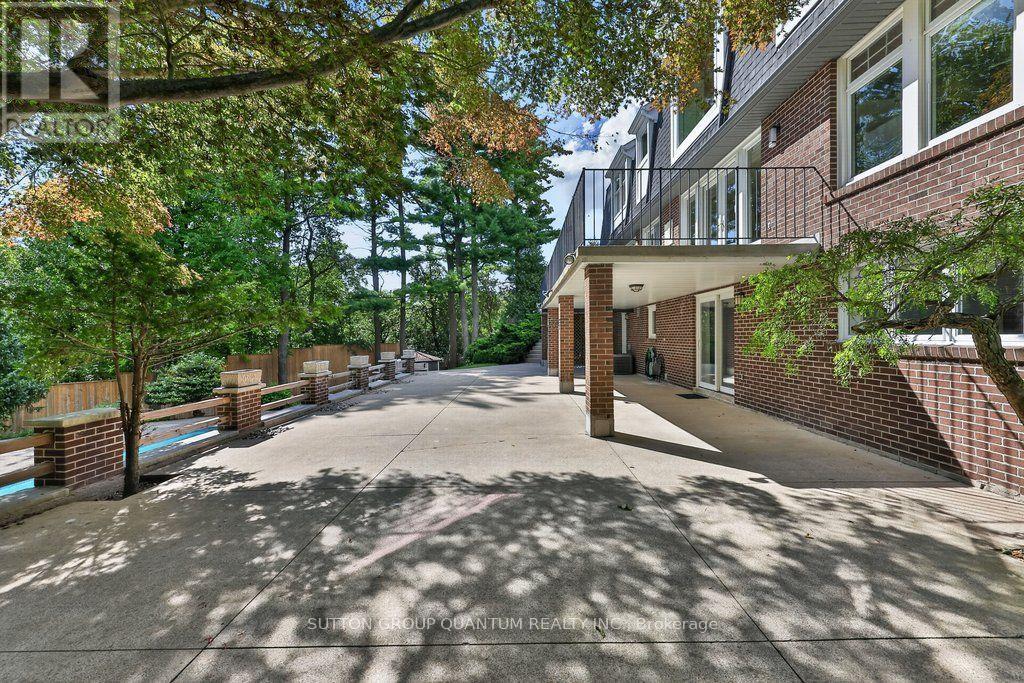 1526 Green Glade, Mississauga, Ontario  L5J 1B5 - Photo 39 - W13797994