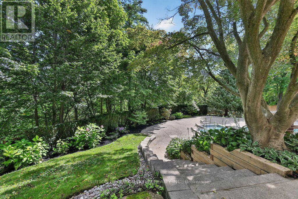 1526 Green Glade, Mississauga, Ontario  L5J 1B5 - Photo 44 - W13797994