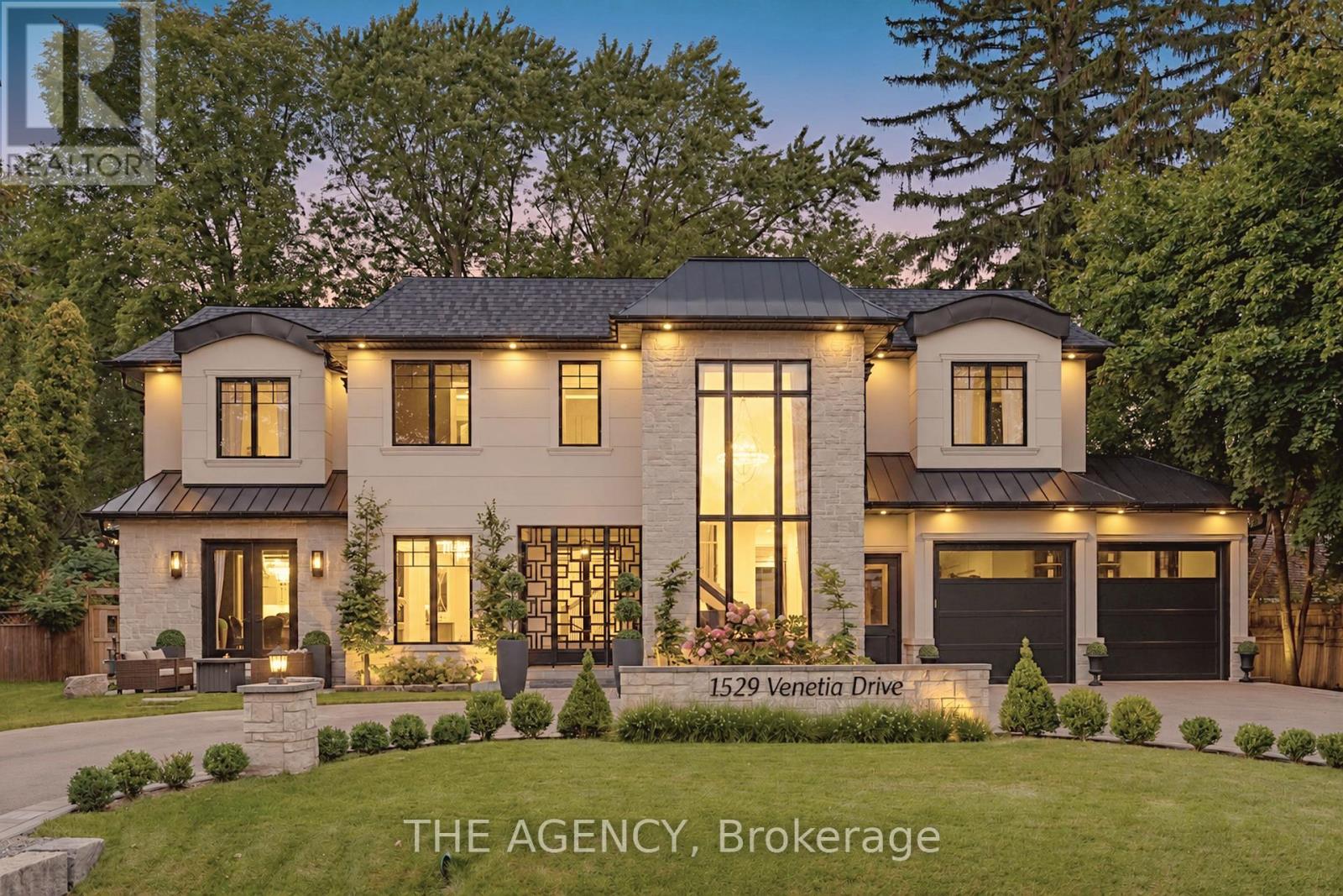 1529 VENETIA DRIVE, Oakville, Ontario